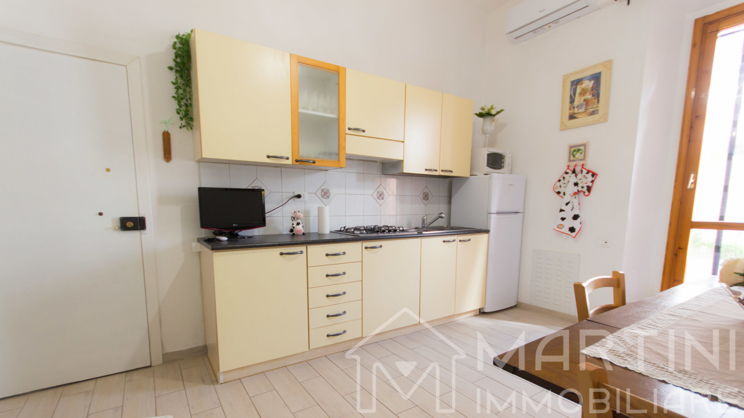 Follonica Apartment to Rent with Outdoor Space