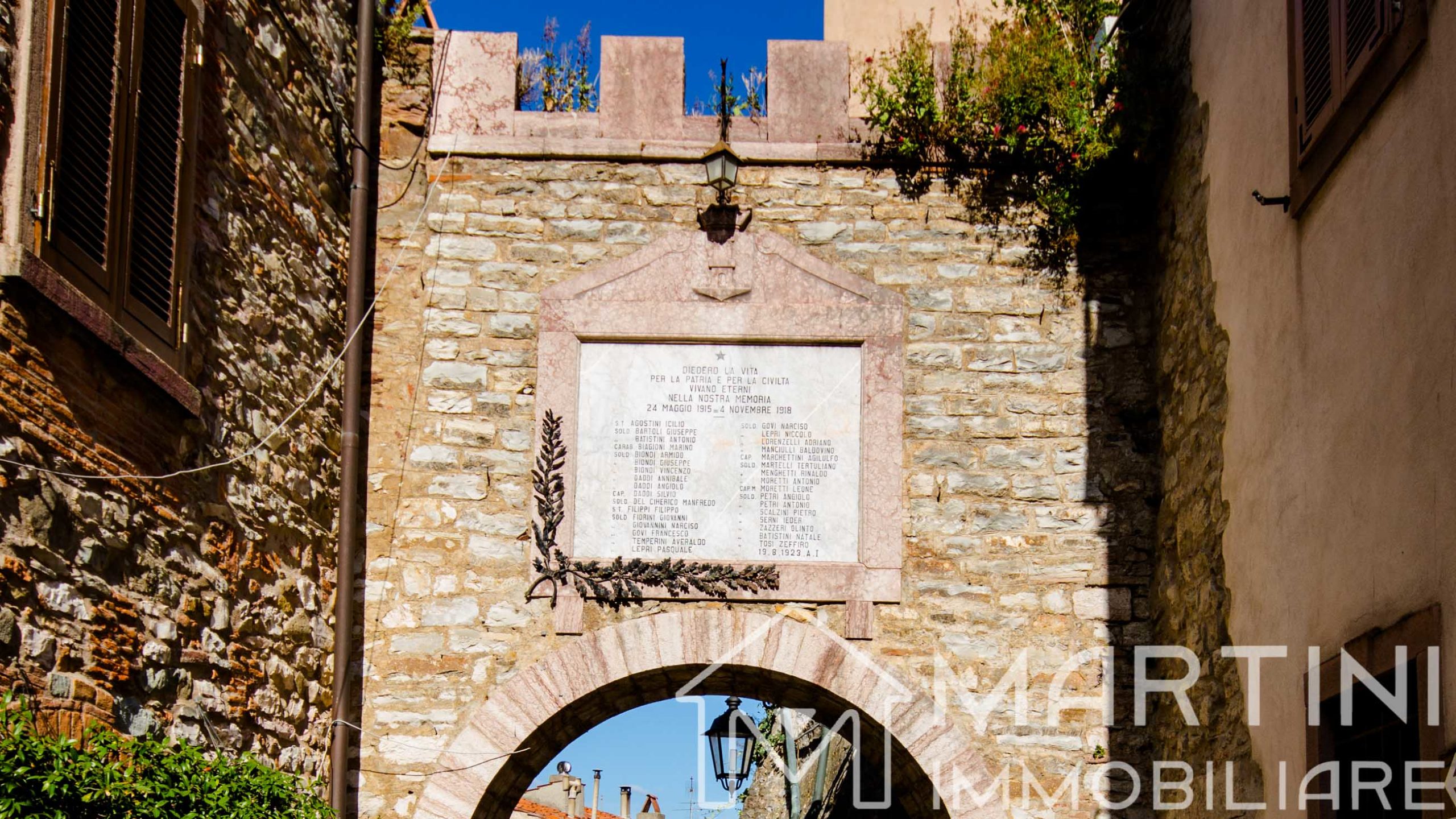 Historical Palace for Sale in the Beautiful Tuscany